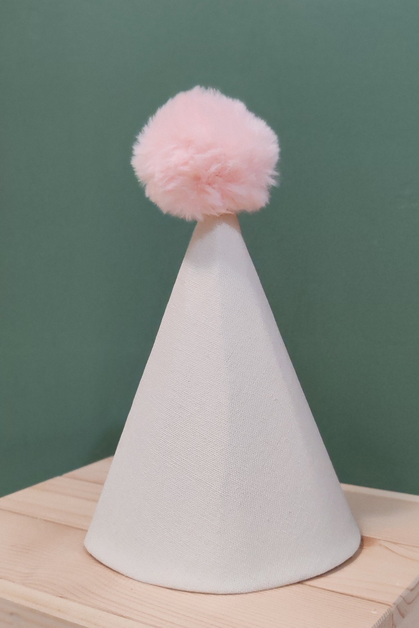 Classic Linen Party Hat